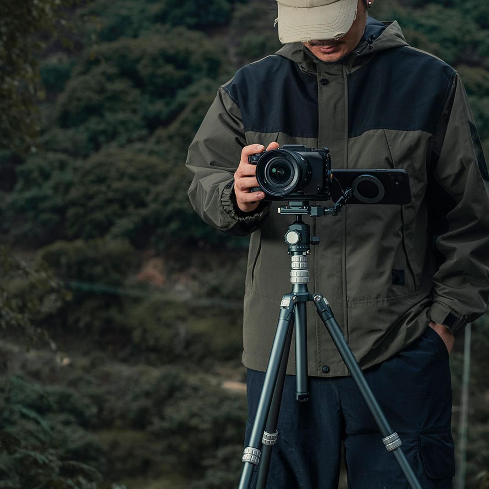 Magnetic Phone Stand For Desk  - Outdoor Adventure Degree のレビューと価格