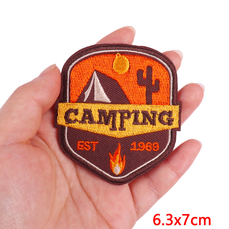 Mountain Camping Adventure Emb - Outdoor Adventure With No Backpack のレビューと価格
