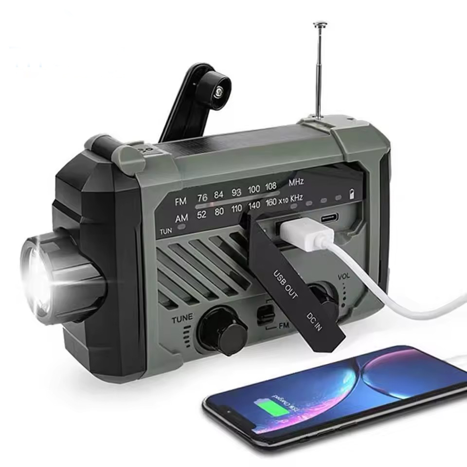 Emergency Solar Radio with Han - Emergency Radio Solar のレビューと価格